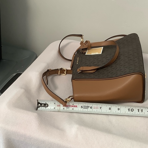 Michael Kors Taryn Small Sachel Bag - Picture 8 of 8